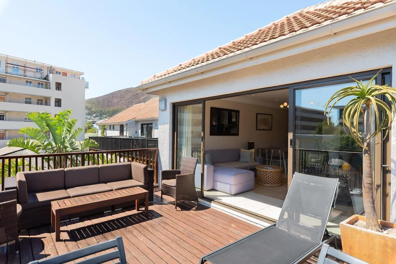 Planet Africa 9 Apartment Cape Town