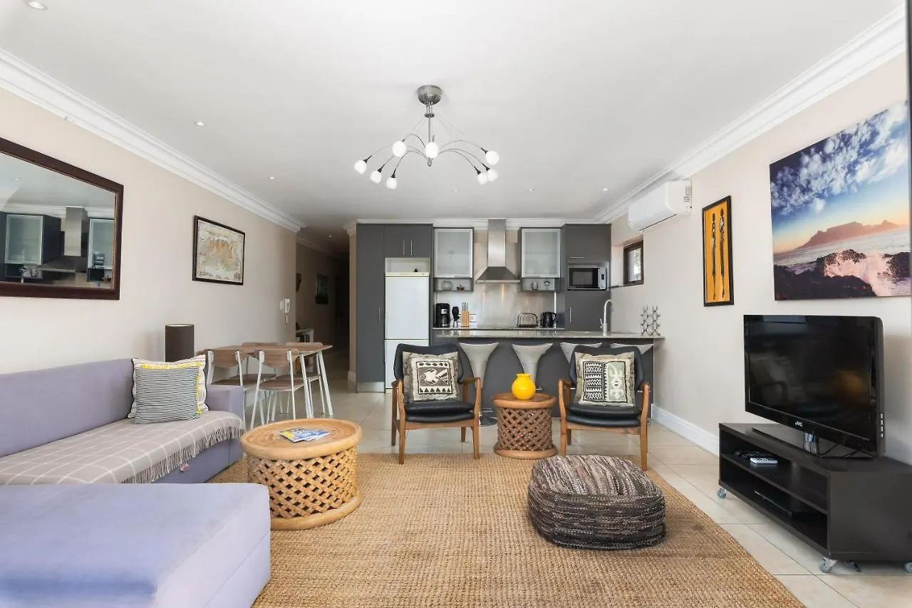 Planet Africa 9 Apartment Cape Town